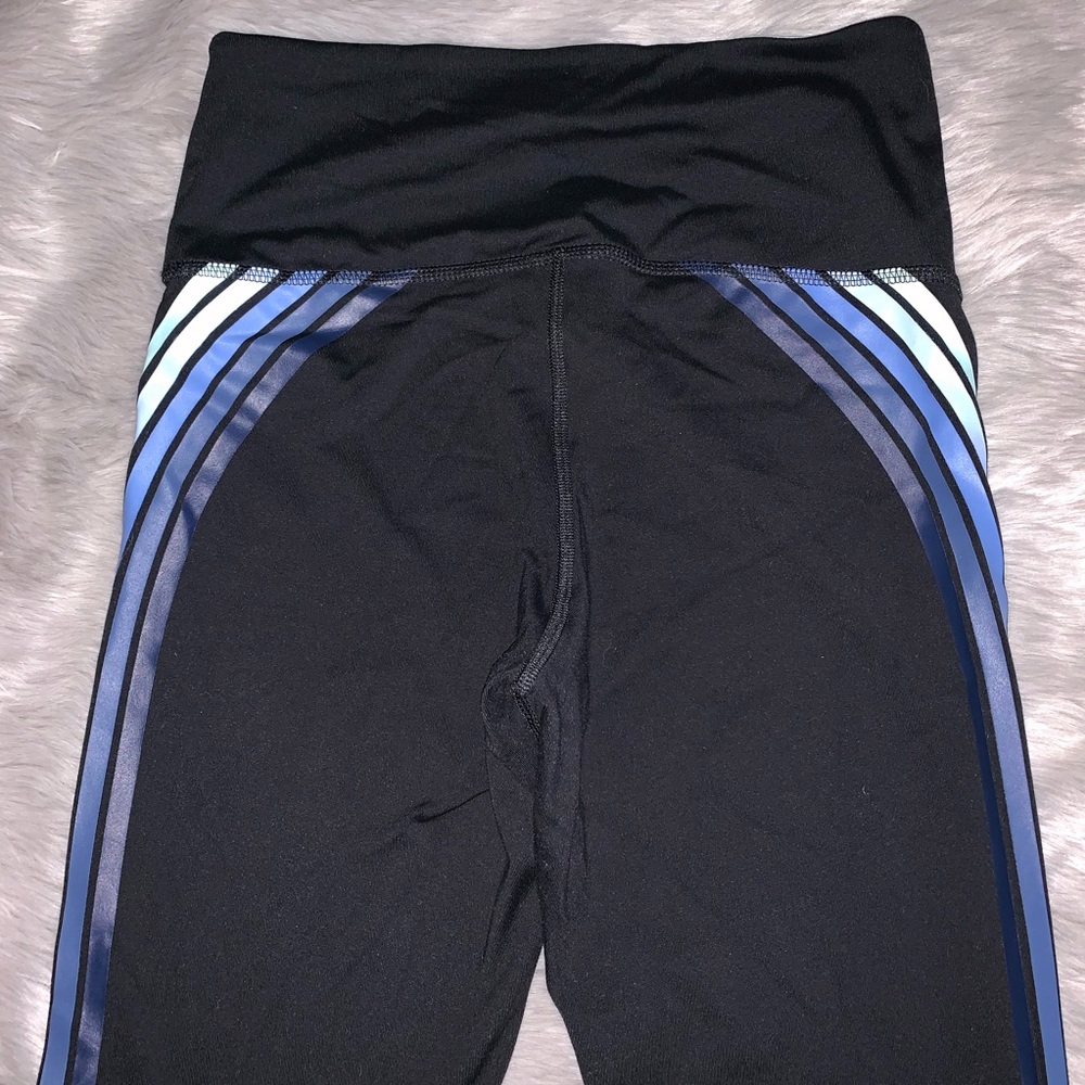{VS PINK} Ultimate High Waist Striped Leggings - Picture 6 of 7